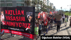 Hayvan hakları savunucuları Ağustos ayında yürürlüğe giren yeni düzenlemeyi protesto etmek için birçok ilde sokağa çıktı. 