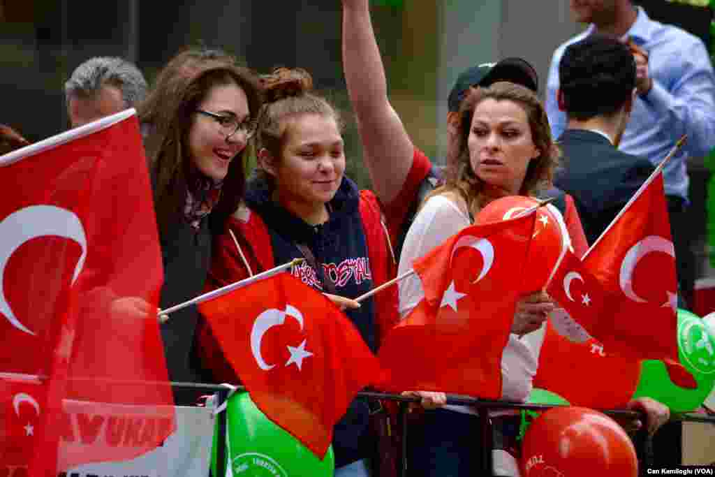 New York'ta Türk Günü Yürüyüşü (21 Mayıs 2016, Cumartesi)