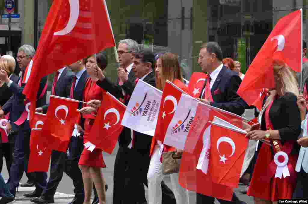 New York'ta Türk Günü Yürüyüşü (21 Mayıs 2016, Cumartesi)